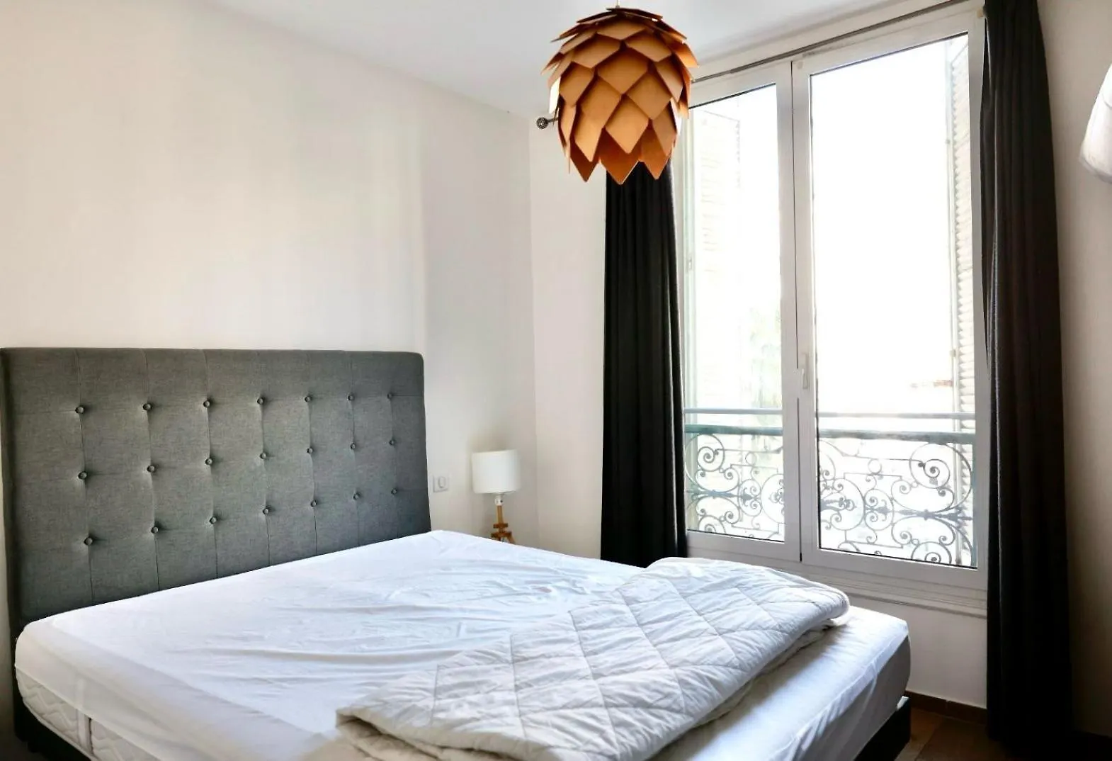 2 Pieces Bourgeois Centre De Cannes Francia